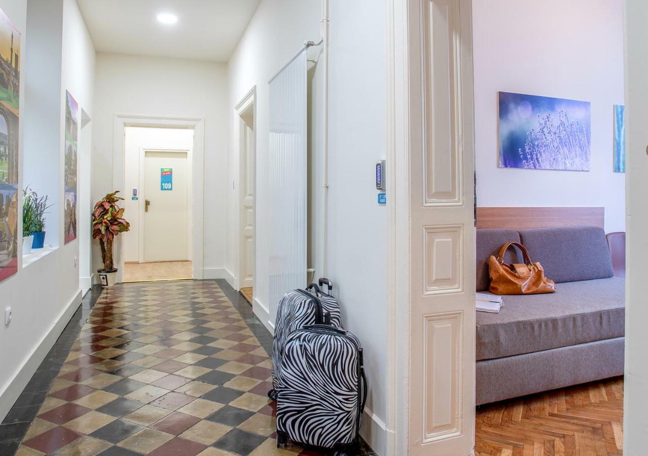 Booking En Suite Belgrade Extérieur photo